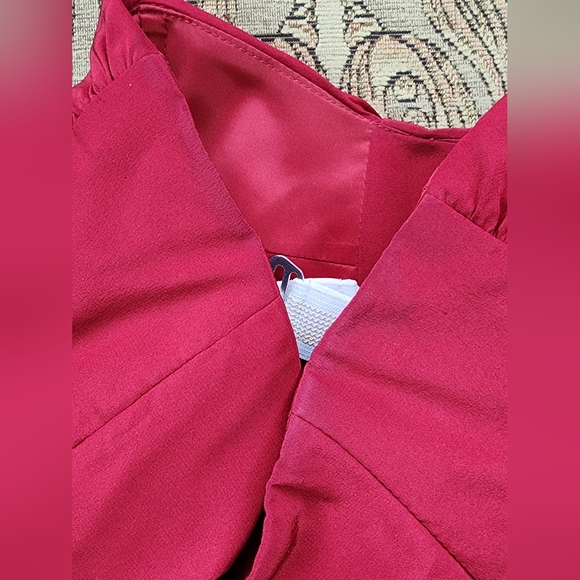 Nanette Lepore silk cranberry red sleeveless bow ruched top sz 12 - Picture 10 of 10